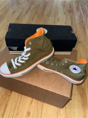 Converse Chuck Taylor All Star Seasonal Hi High-top